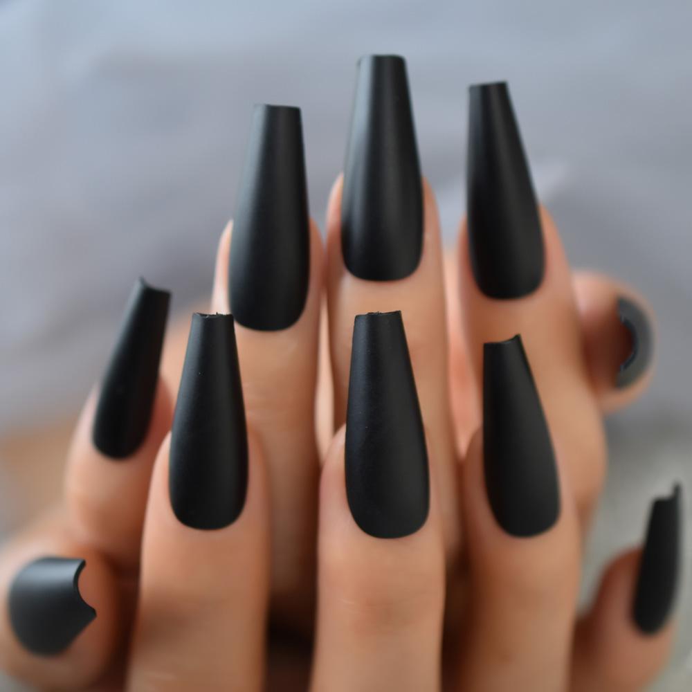 Long Coffin Black Nails