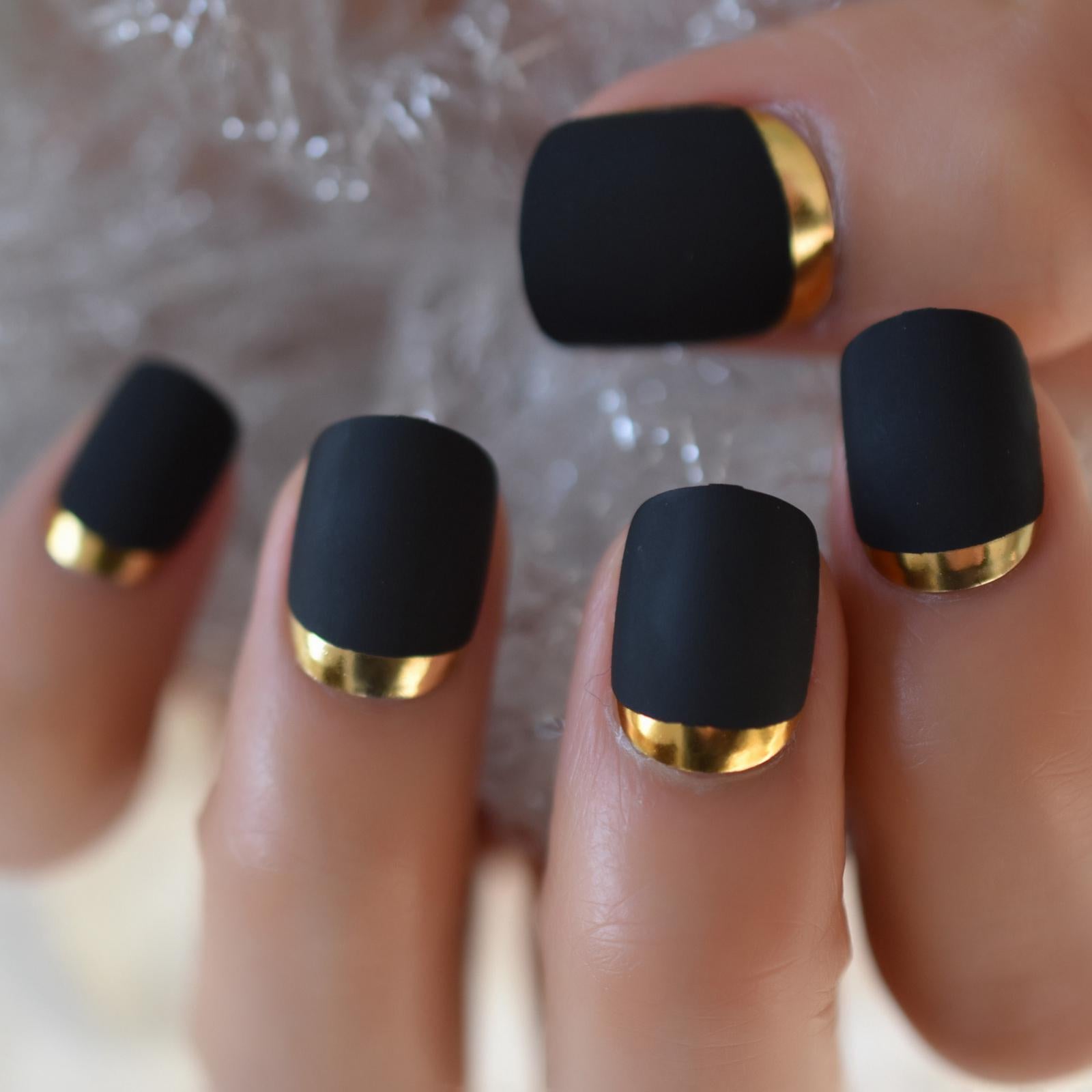 15 Professional Nail Ideas That Are Still Cute, According to Hiring Managers