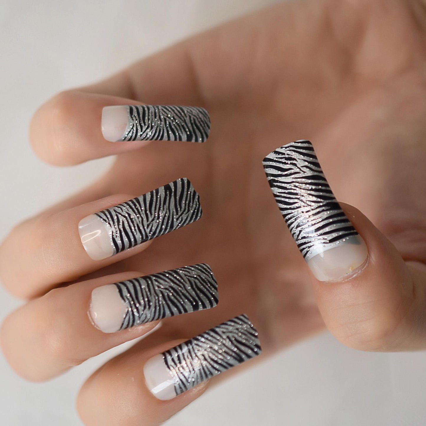Long Zebra Stripes Nail Tips
