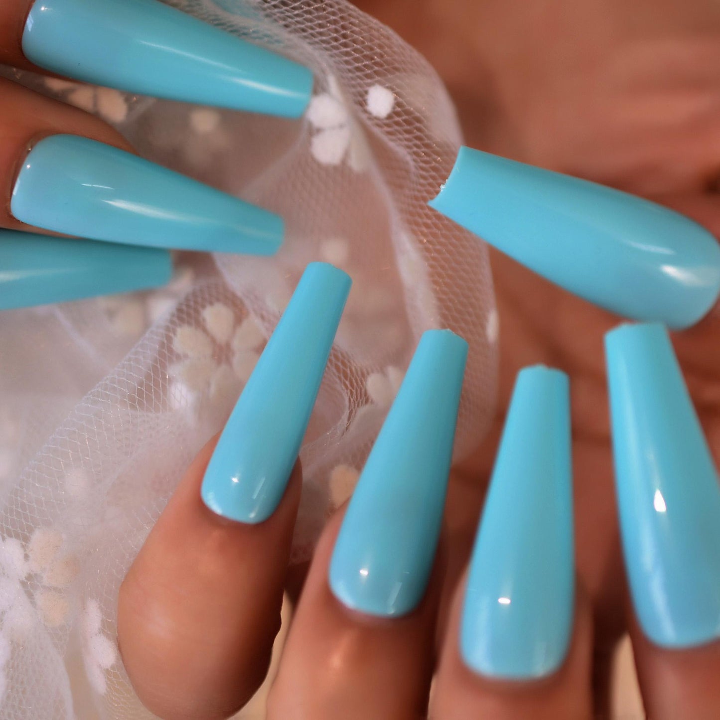 Light Blue Full-covered Fake Nail Tips