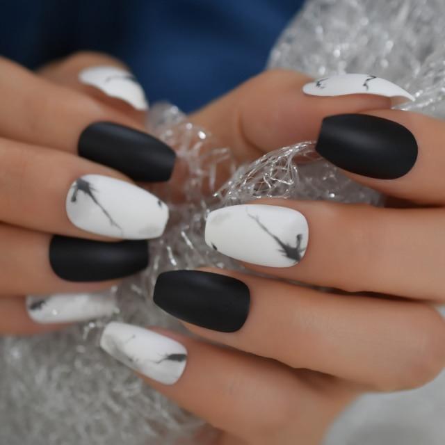 Marble Coffin Nail Tips
