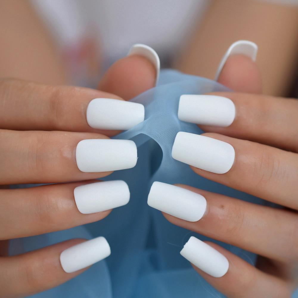 White Medium Simple Fake Nail Tips